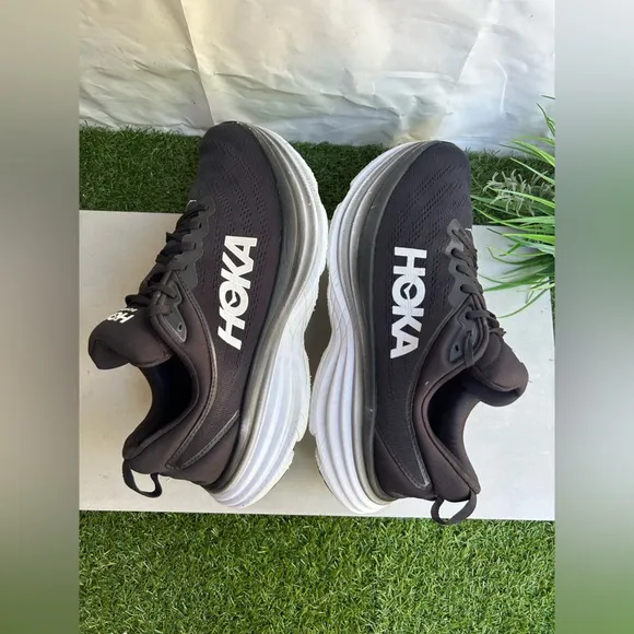 HOKA BONDI  8 Running black and white Shoe men size  12.2E preowned