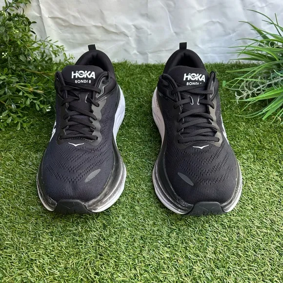 HOKA BONDI  8 Running black/white Shoe mens size 10D