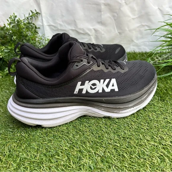 HOKA BONDI  8 Running black/white Shoe mens size 10D