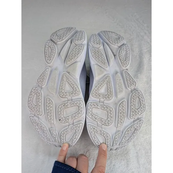 Hoka Bondi 8 Running Shoes Mens sz 8D White Cushioned Walking