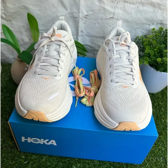 HOKA Bondi 8 sneakers women size 8 White / Cantaloupe New Season Women$171 new