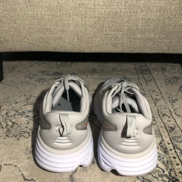 Hoka Bondi 8 Wide Running Shoes