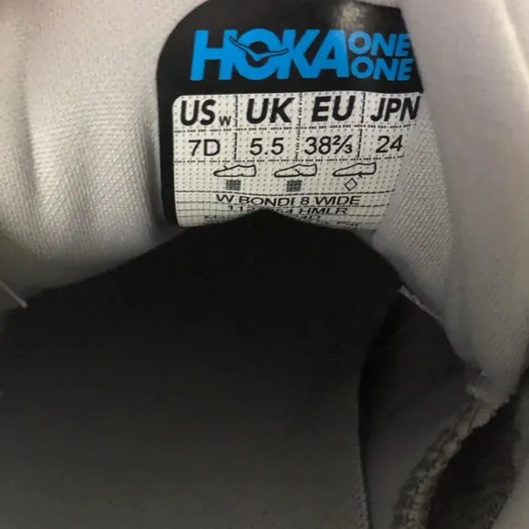 Hoka Bondi 8 Wide Running Shoes