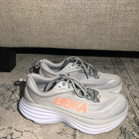 Hoka Bondi 8 Wide Running Shoes
