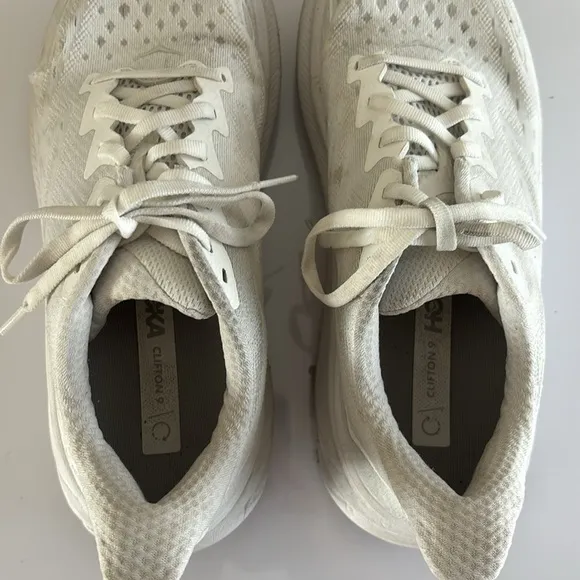 Hoka Clifton 9 Size 9B