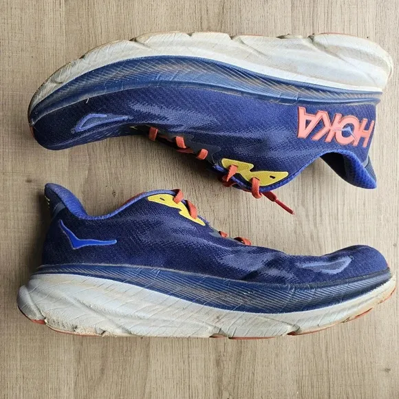 Hoka  Clifton 9 Sneakers Mens 10 D Blue Athletic Shoes Running Outdoors Preppy