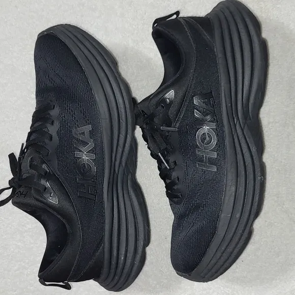 Hoka One One Bondi 8 Running Shoes In All Black Size 9.5 D Mens
