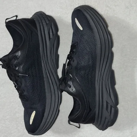 Hoka One One Bondi 8 Running Shoes In All Black Size 9.5 D Mens