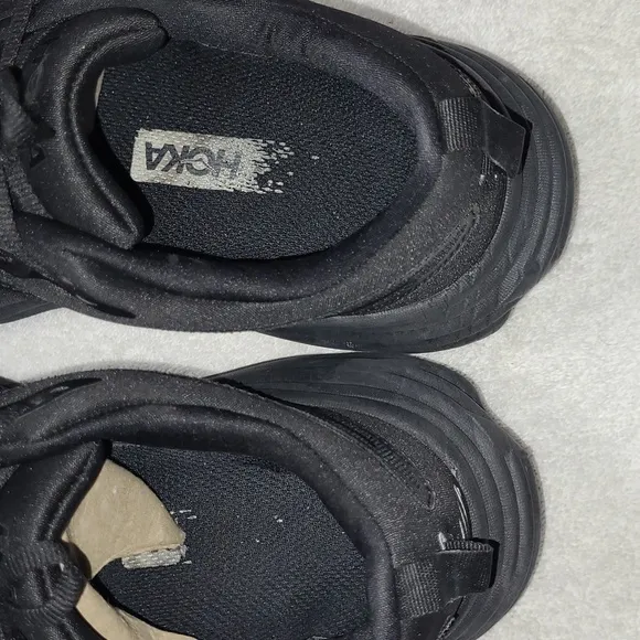 Hoka One One Bondi 8 Running Shoes In All Black Size 9.5 D Mens