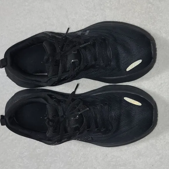 Hoka One One Bondi 8 Running Shoes In All Black Size 9.5 D Mens