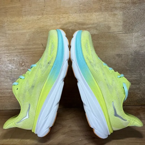 Hoka One One Clifton 9 Womens Size 8.5 Running Shoes Citrus Glow/Sunlit Ocean