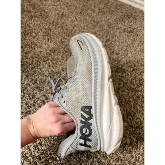 Hoka One One Gray Clifton 5 Running Sneakers Mens Size 9D Athletic Sneakers