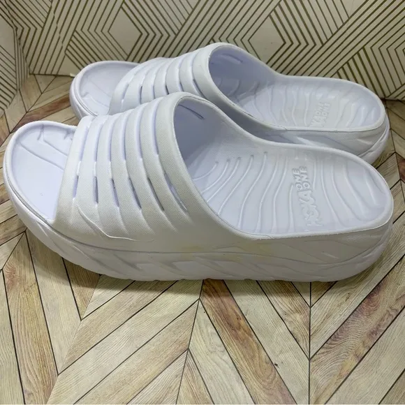 Hoka One One Ora Recovery Slide Mens 8 White Slip On Sandals Slippers Unisex SB2