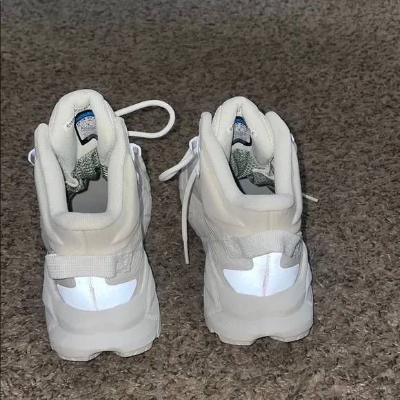 Hoka One One W Trail Code GTX White High-Top Hiking Boots