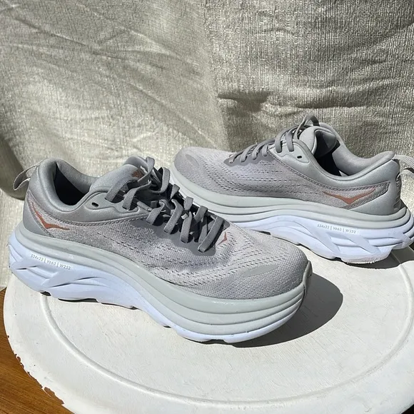 Hoka Women’s Bondi 8 Harbor Mist / Lunar Rock Sz 7D Wide also fits 7.5 Regular