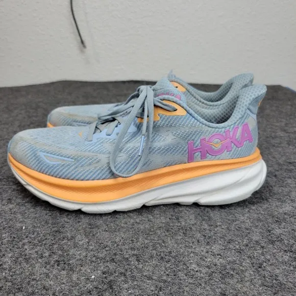 Hoka Womens Shoes 7.5B Clifton 9 Workout Outdoor Athletic Everyday Lighweight