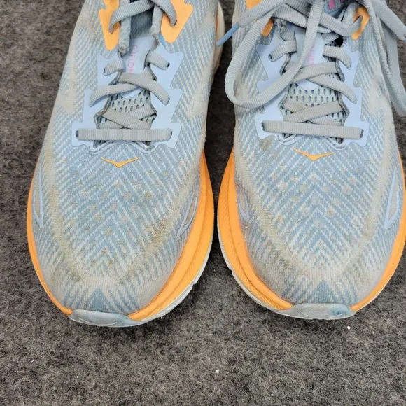 Hoka Womens Shoes 7.5B Clifton 9 Workout Outdoor Athletic Everyday Lighweight