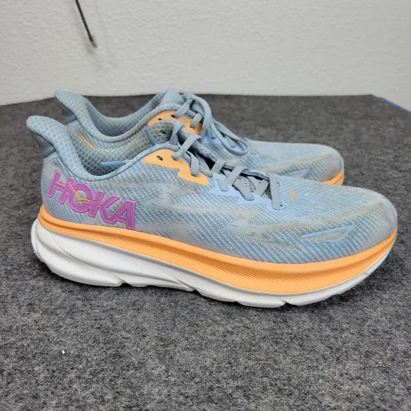 Hoka Womens Shoes 7.5B Clifton 9 Workout Outdoor Athletic Everyday Lighweight