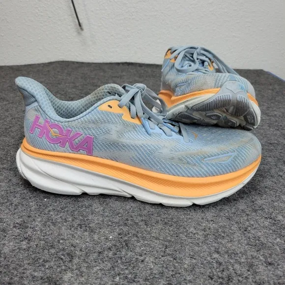 Hoka Womens Shoes 7.5B Clifton 9 Workout Outdoor Athletic Everyday Lighweight