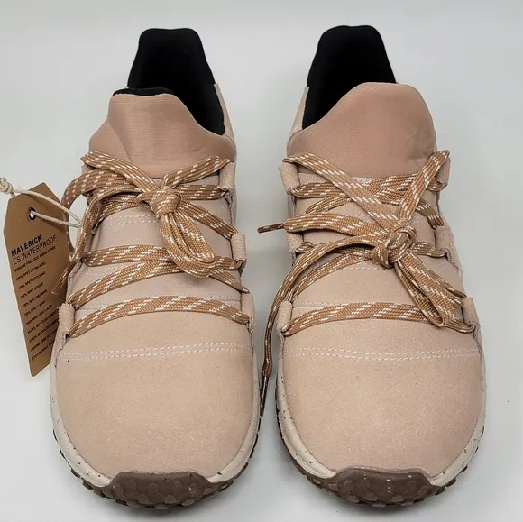 Holo Footwear Womens Outdoor Shoes Cream Black HW123424 Size 7.5 New
