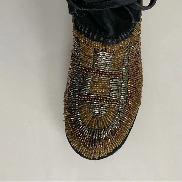 House of Harlow 1960 black suede beaded moccasin booties size 36