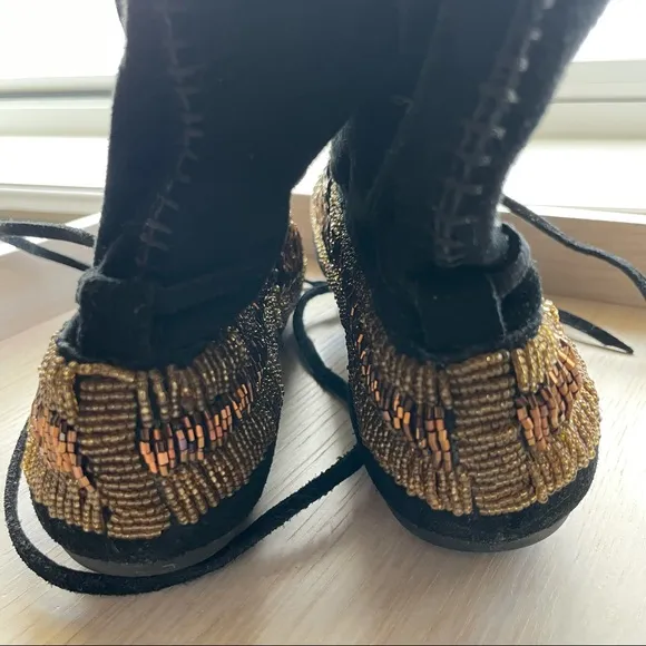 House of Harlow 1960 black suede beaded moccasin booties size 36
