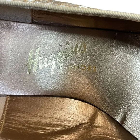 Huggins Shoes Dressy Heels Champagne Silver Gold Embossed Tapestry, size 6.5AAA