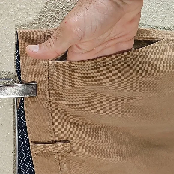 HUGO BOSS Men Dress Pants.