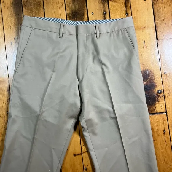 Hugo Boss Men’s 34x30 100% Virgin Wool Dress Pants Slacks Tan Beige Luxury Soft