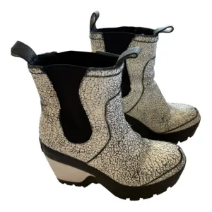 Hunter Boots Chelsea Crackle Leather Black and White Platform Wedge Size 6