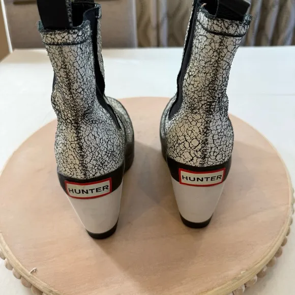 Hunter Boots Chelsea Crackle Leather Black and White Platform Wedge Size 6