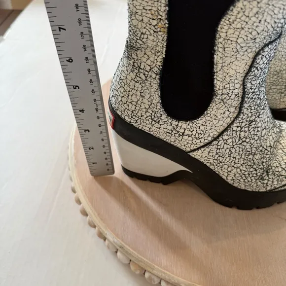 Hunter Boots Chelsea Crackle Leather Black and White Platform Wedge Size 6