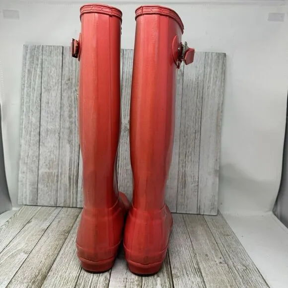 Hunter Rain Boots Womens Size 7 Pink Rubber Original Tall Classic Outdoor Matte