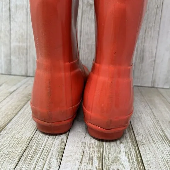 Hunter Rain Boots Womens Size 7 Pink Rubber Original Tall Classic Outdoor Matte