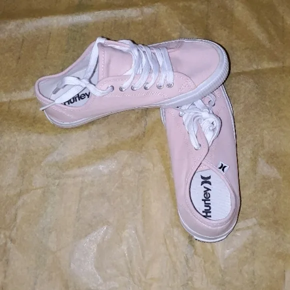 Hurley Women's Pink Casual Shoes