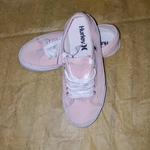 Hurley Women's Pink Casual Shoes