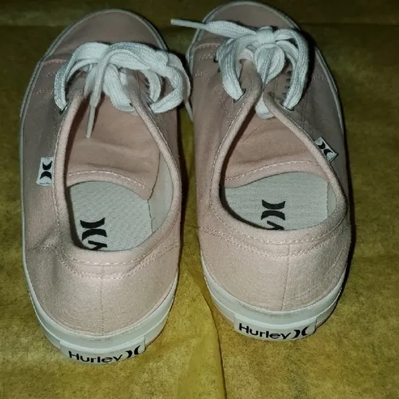 Hurley Women's Pink Casual Shoes