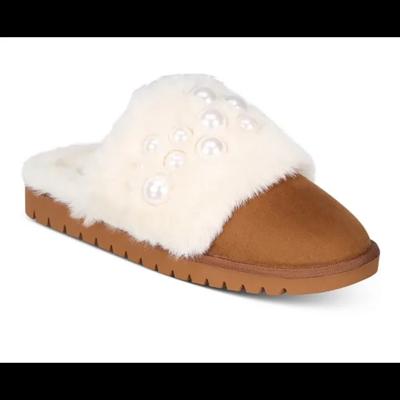 INC International Concepts Ilene cute slippers size 6