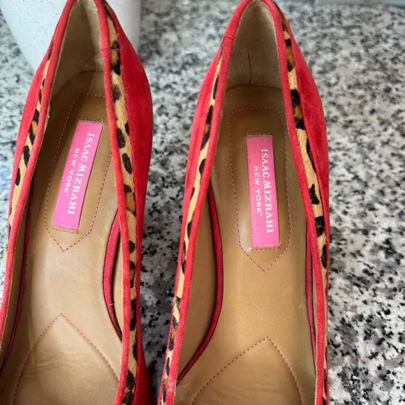 Isaac Mizrahi | Suede Leopard Print Bow Pumps Size 8