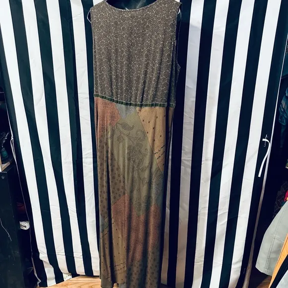 IVY Luxury Maxi Dress