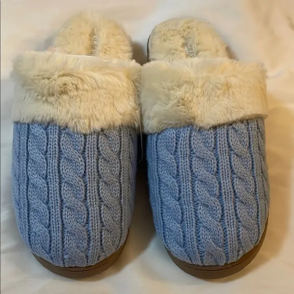 J. CREW Cozy Blue Cable Knit Slippers with Faux Fur