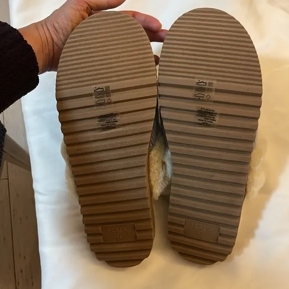 J. CREW Cozy Blue Cable Knit Slippers with Faux Fur