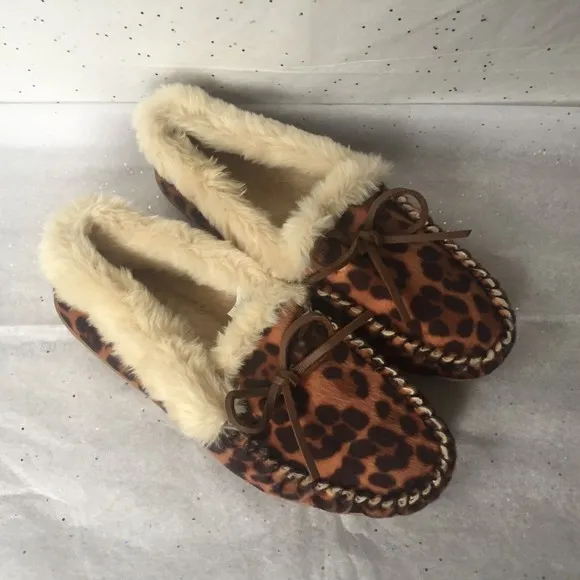 J Crew Faux Calf Hair Leopard Print Fuzzy Faux Fur  Moc Slippers - Size 10 Cozy