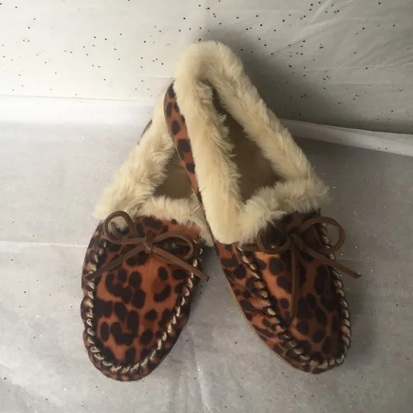 J Crew Faux Calf Hair Leopard Print Fuzzy Faux Fur  Moc Slippers - Size 10 Cozy