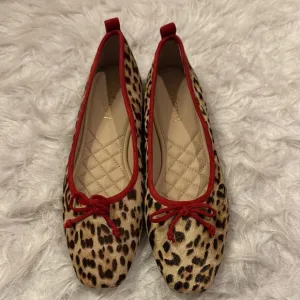 J. McLaughlin Leopard Print Ballet Flats with Red Trim size 7 1/2 NWT