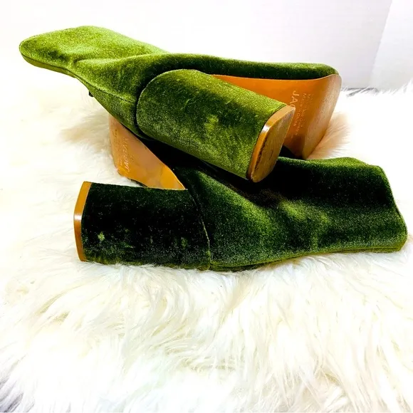 Jaggar Green Velvet Women's Ankle Boots Sz-7