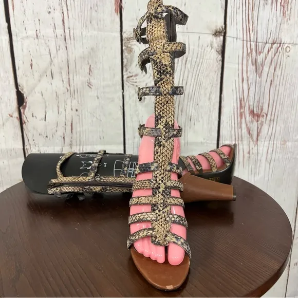 JEFFREY CAMPBELL BOND snake skin embossed Women's Strappy Gladiator Heels Size 7