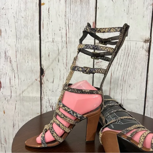 JEFFREY CAMPBELL BOND snake skin embossed Women's Strappy Gladiator Heels Size 7
