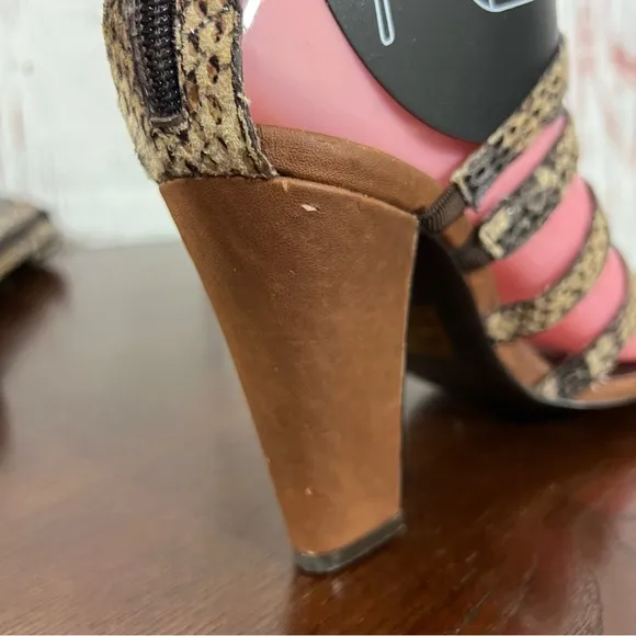 JEFFREY CAMPBELL BOND snake skin embossed Women's Strappy Gladiator Heels Size 7