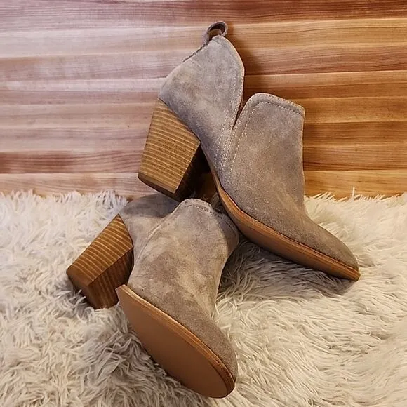 JEFFREY CAMPBELL ROSEE SUEDE BOOTIES TAUPE WOMENS SIZE 10 NWOB